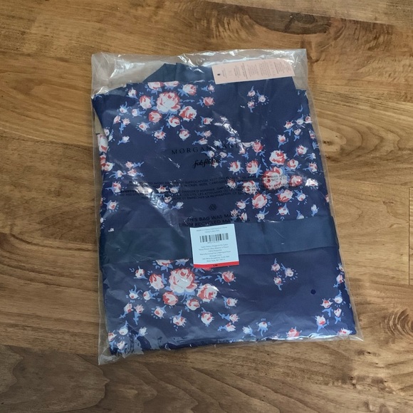 NWT Morgan Lane Allie Robe -blue floral - L/XL - Picture 4 of 4